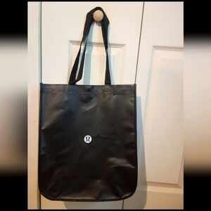 Lululemon Black & White Tote Bag NWOT